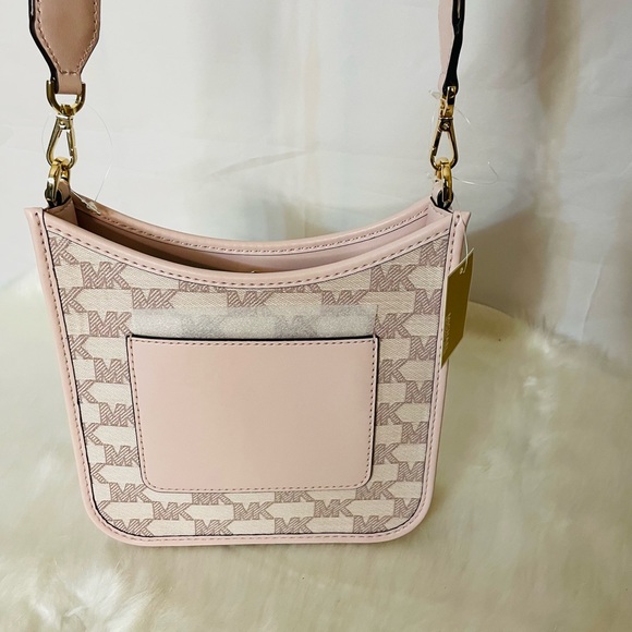 NWT Michael Kors Briley Logo Messenger Bag Crossbody Bag - Picture 6 of 13